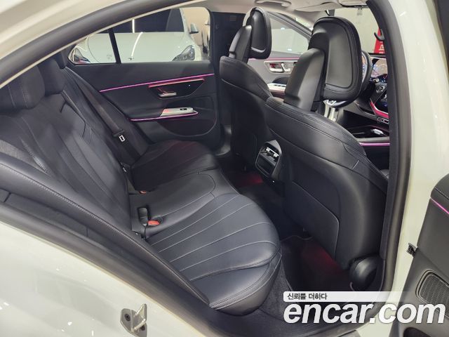 Mercedes-Benz E-Class (W214) E220d 4MATIC Exclusive 2024 — фото 16