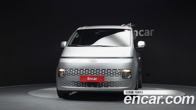 Hyundai Staria 4WD Tourer 9-Seater Modern 2023 — фото 3