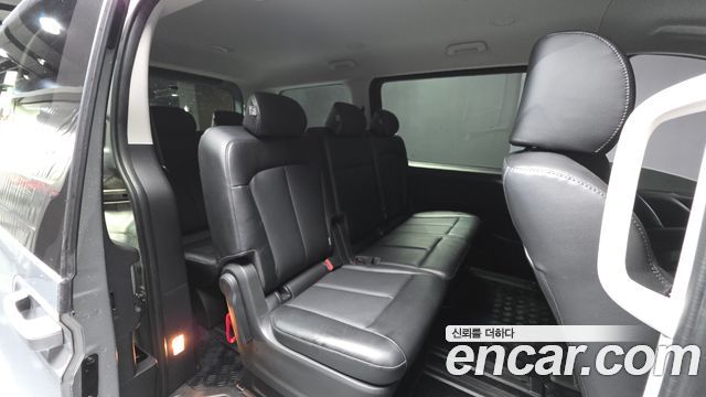 Hyundai Staria 4WD Tourer 9-Seater Modern 2023 — фото 12