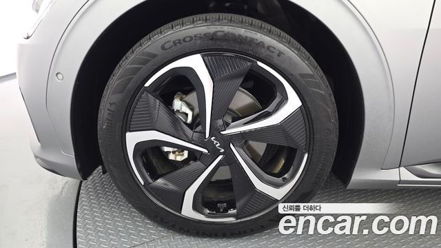 Kia EV6 Long Range 4WD GT Line 2024 — фото 5