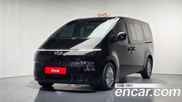 Hyundai Staria Cargo 5-Seater Modern 2023 — фото 1