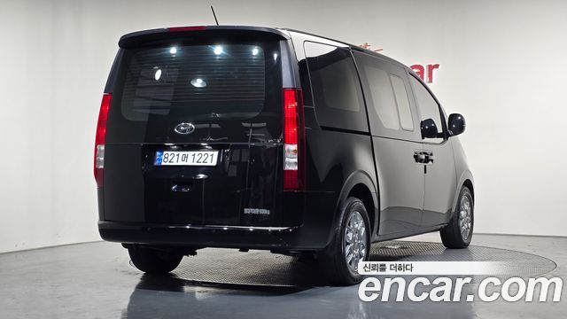Hyundai Staria Cargo 5-Seater Modern 2023 — фото 2