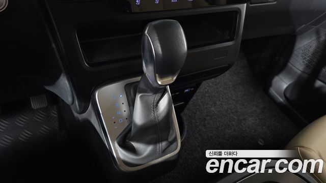 Hyundai Staria Cargo 5-Seater Modern 2023 — фото 9
