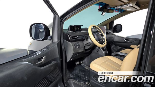 Hyundai Staria Cargo 5-Seater Modern 2023 — фото 10