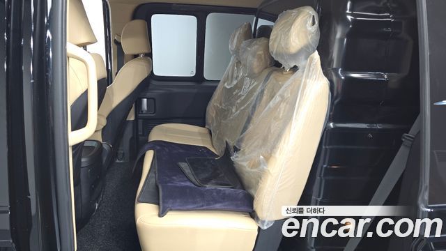 Hyundai Staria Cargo 5-Seater Modern 2023 — фото 11