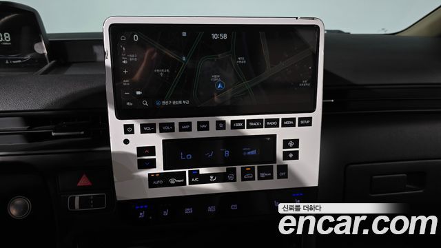 Hyundai Staria Cargo 5-Seater Modern 2023 — фото 12