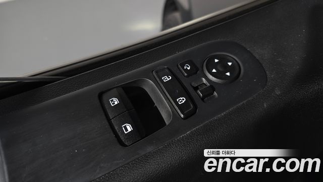 Hyundai Staria Cargo 5-Seater Modern 2023 — фото 28