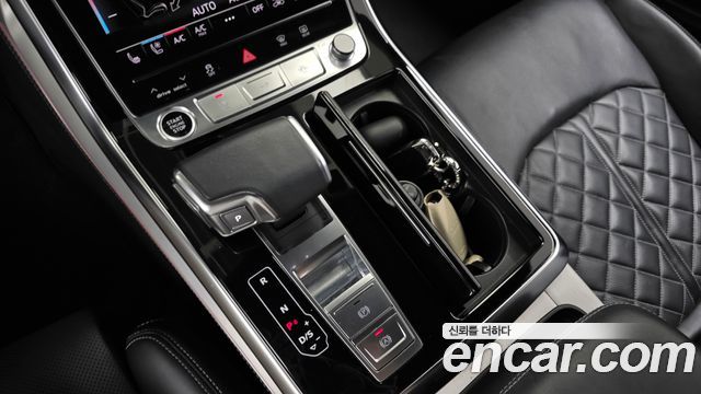 Audi Q8 (4M) 55 TFSI Quattro Premium 2022 — фото 9