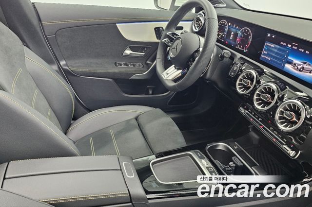 Mercedes-Benz CLA-Class (C118) AMG CLA 45 S 4MATIC+ 2026 — фото 18