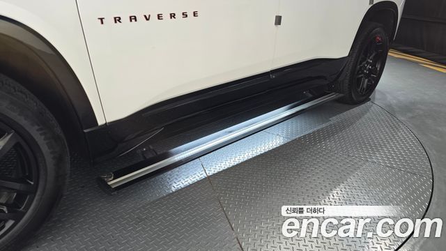 Chevrolet Traverse 3.6 AWD Redline 2021 — фото 36