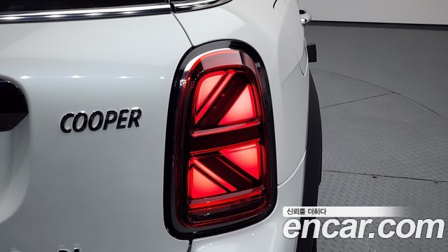 MINI Cooper Countryman Classic 2nd 2024 — фото 23