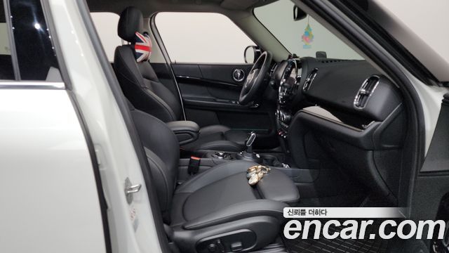 MINI Cooper Countryman Classic 2nd 2024 — фото 26