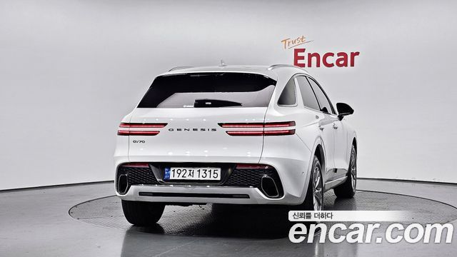 Genesis GV70 2.5T Gasoline 2WD 2023 — фото 4