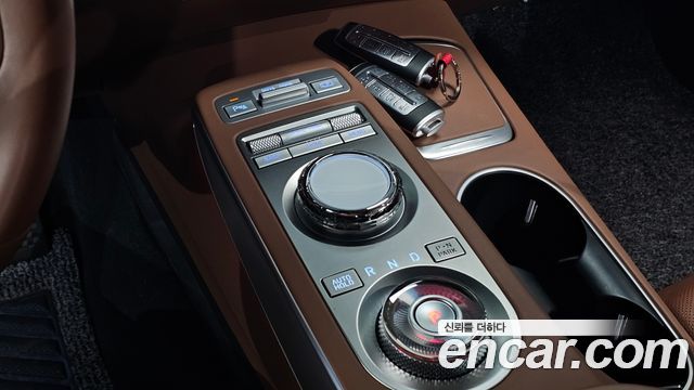 Genesis GV70 2.5T Gasoline 2WD 2023 — фото 9