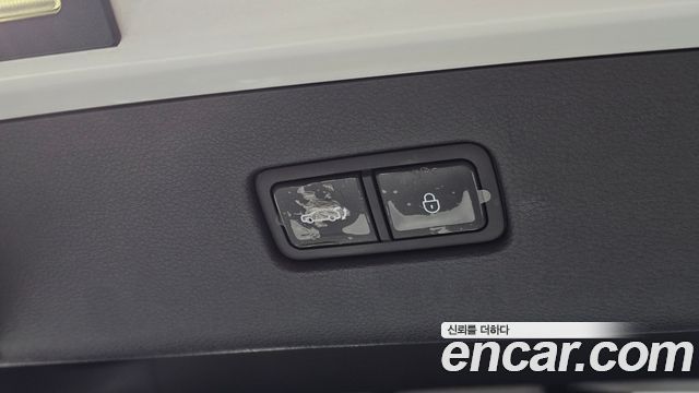 Genesis GV70 2.5T Gasoline 2WD 2023 — фото 24