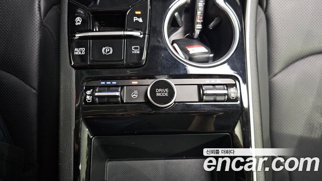Kia K5 (III) 2.0 Prestige 2023 — фото 35