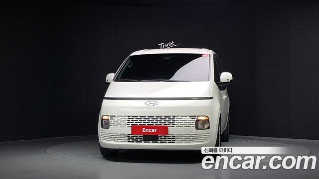 Hyundai Staria Cargo 5-Seater Modern 2023 — фото 3