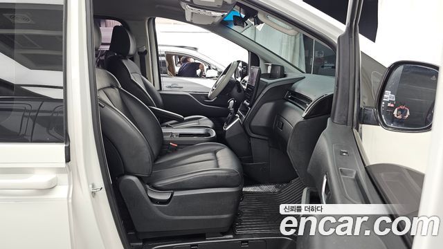 Hyundai Staria Cargo 5-Seater Modern 2023 — фото 15