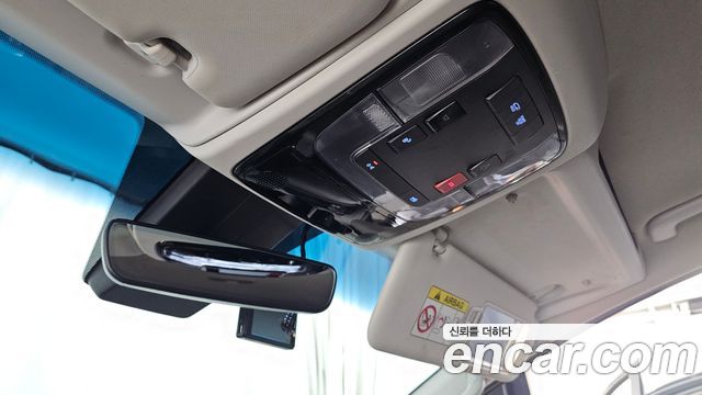 Hyundai Staria Cargo 5-Seater Modern 2023 — фото 21