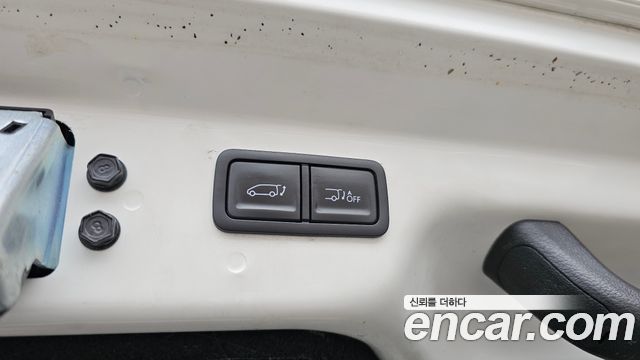 Hyundai Staria Cargo 5-Seater Modern 2023 — фото 33