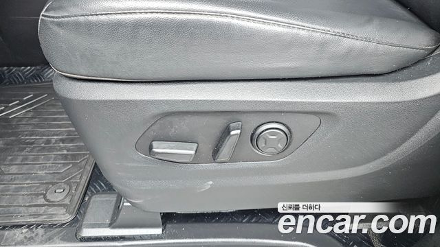Hyundai Staria Cargo 5-Seater Modern 2023 — фото 35