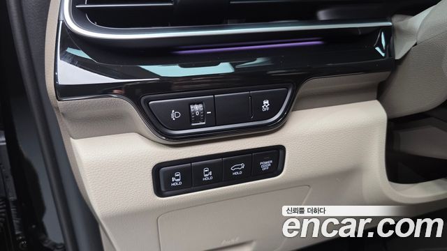 Kia Carnival (IV) Gasoline 7 Seater X Line 2026 — фото 18