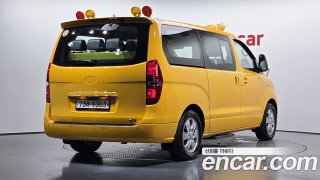 Hyundai Grand Starex School Bus LPi 2021 — фото 2