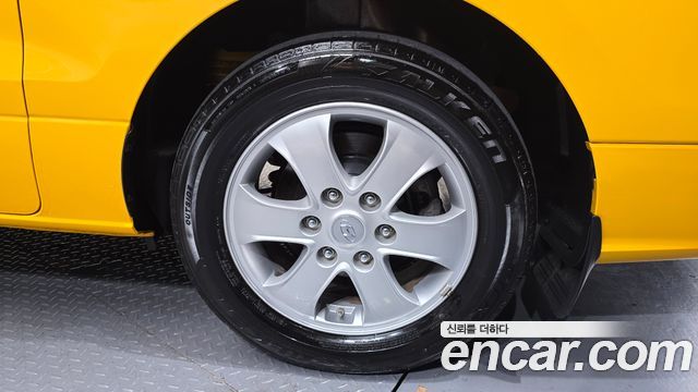Hyundai Grand Starex School Bus LPi 2021 — фото 21