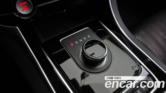 Jaguar XE 20d Prestige 2018 — фото 9