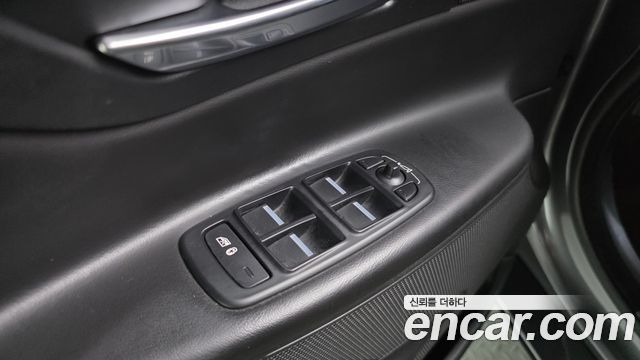 Jaguar XE 20d Prestige 2018 — фото 28