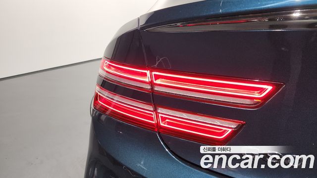 Genesis G80 (RG3) Gasoline 2.5 Turbo AWD 2025 — фото 23