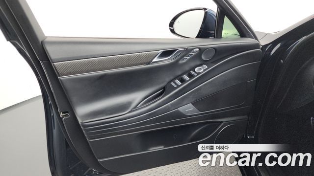 Genesis G80 (RG3) Gasoline 2.5 Turbo AWD 2025 — фото 24