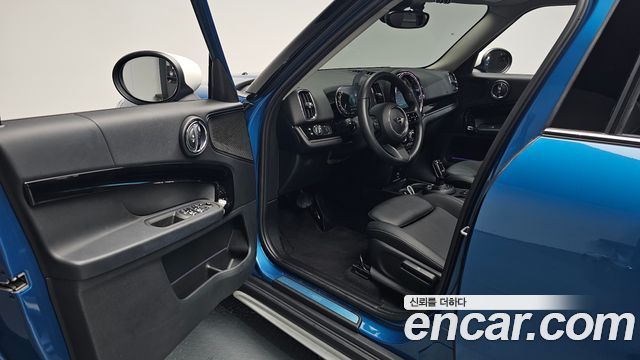 MINI Cooper Countryman Classic 2nd 2022 — фото 10
