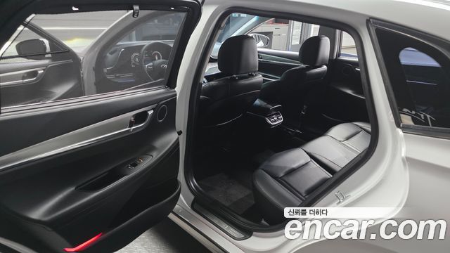 Hyundai Grandeur (IG) 2.5 Le Blanc 2023 — фото 11