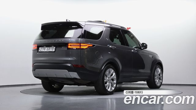 Land Rover Discovery 5 3.0 SD6 HSE 2019 — фото 2