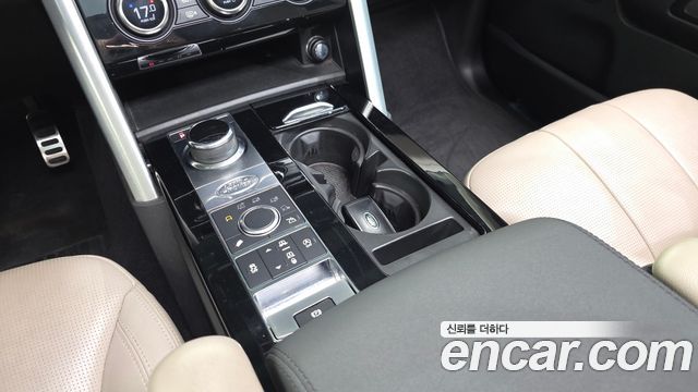 Land Rover Discovery 5 3.0 SD6 HSE 2019 — фото 9