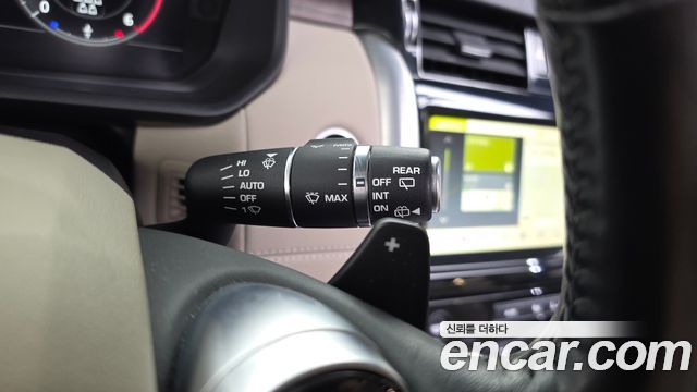 Land Rover Discovery 5 3.0 SD6 HSE 2019 — фото 39