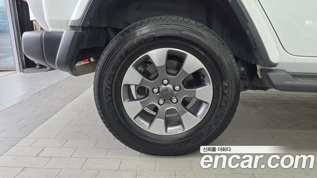 Jeep Wrangler (JL) 2.0 Overland Power Top 4Door 2023 — фото 5