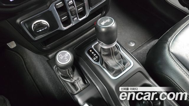 Jeep Wrangler (JL) 2.0 Overland Power Top 4Door 2023 — фото 9