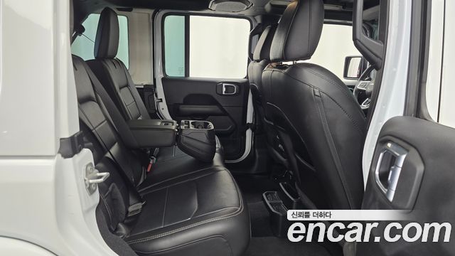 Jeep Wrangler (JL) 2.0 Overland Power Top 4Door 2023 — фото 11