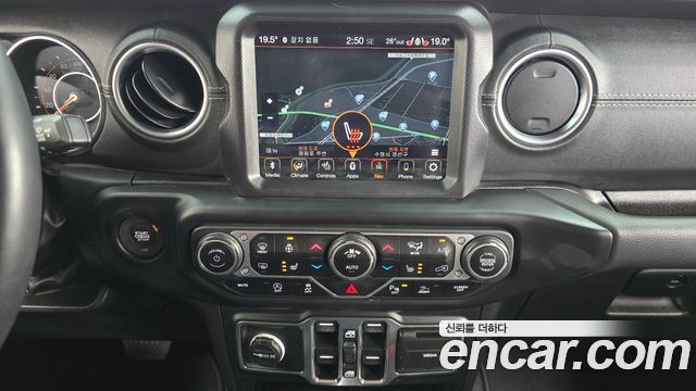 Jeep Wrangler (JL) 2.0 Overland Power Top 4Door 2023 — фото 13