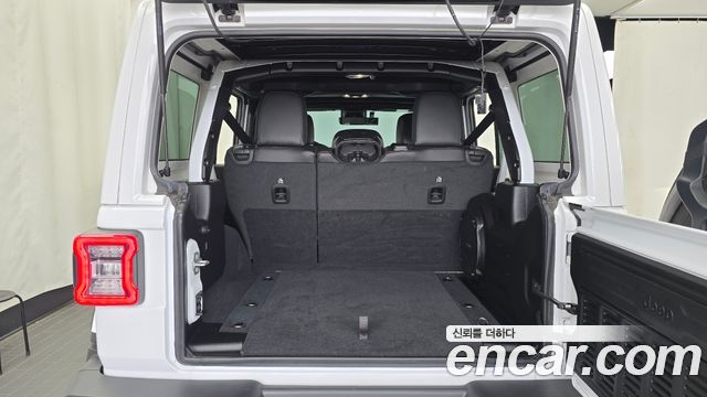 Jeep Wrangler (JL) 2.0 Overland Power Top 4Door 2023 — фото 20