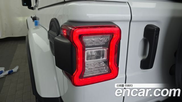 Jeep Wrangler (JL) 2.0 Overland Power Top 4Door 2023 — фото 23
