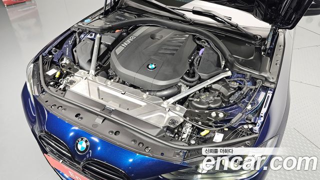 BMW 4 Series (G22) M440i xDrive Pro First Edition Convertible 2025 — фото 6