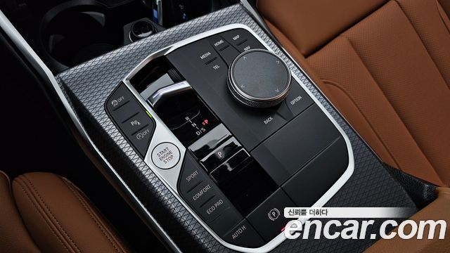 BMW 3 Series (G20) 320i M Sport 2025 — фото 9
