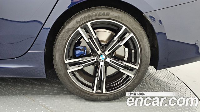 BMW 3 Series (G20) 320i M Sport 2025 — фото 21