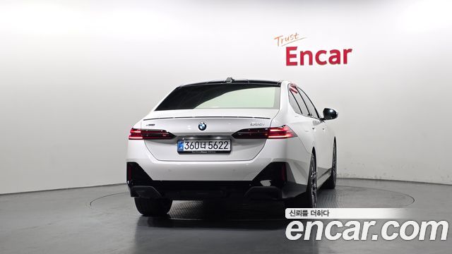 BMW 5 Series (G60) 530i xDrive M Sport Pro Special Edition 2026 — фото 4