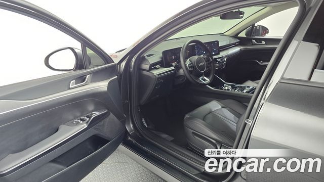 Kia K5 (III) 2.0 Prestige 2024 — фото 10