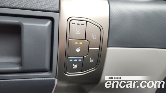 Kia EV3 Standard 2WD Earth 2025 — фото 18