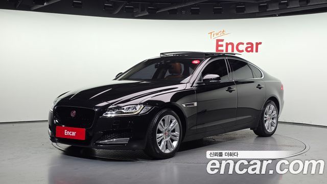 Jaguar XF (X260) 20d Portfolio AWD